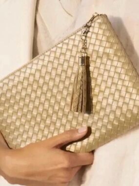 NWT Mimi Woven Metallic Vegan Leather Gold Clutch with Tassel